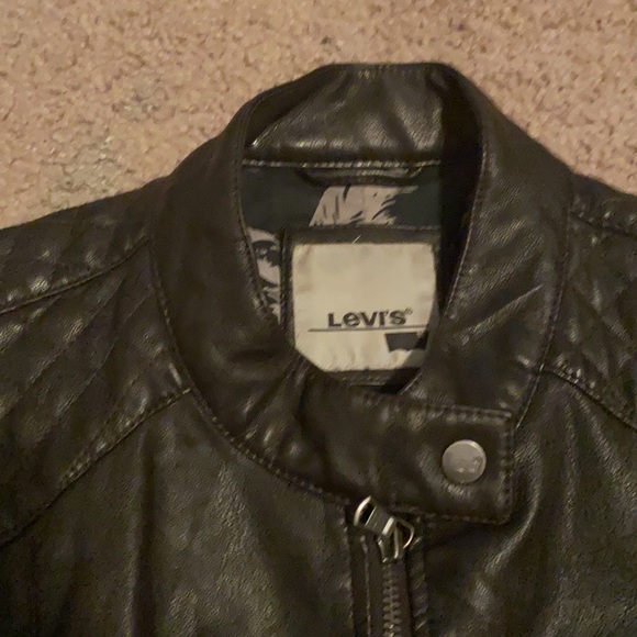 Levi’s leather jacket - Picture 3 of 5